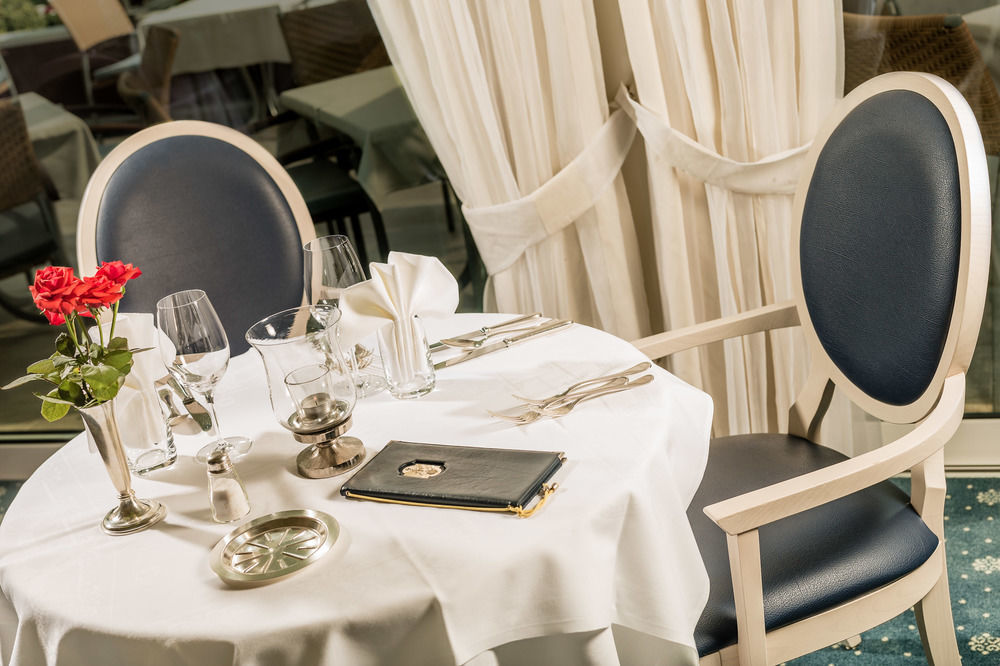 Classic Hotel Meranerhof 레스토랑 사진